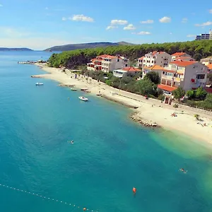 https://apartmani-beba-trogir.hotels-in-trogir.com
