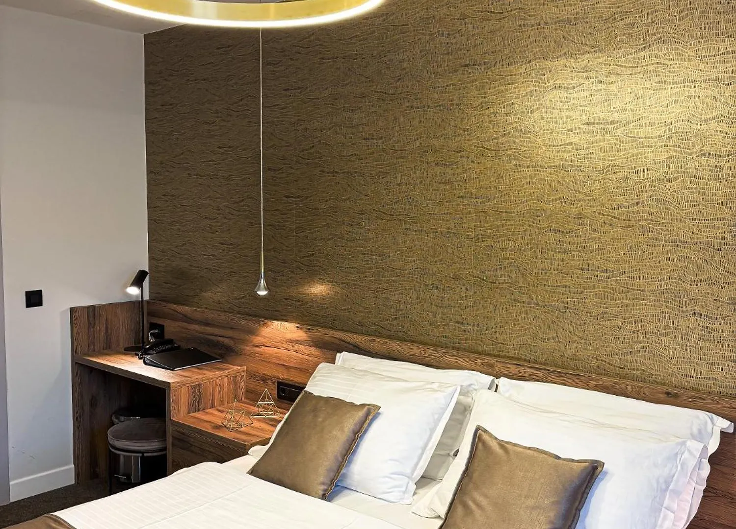 Calma Luxury Rooms Split 0*,
